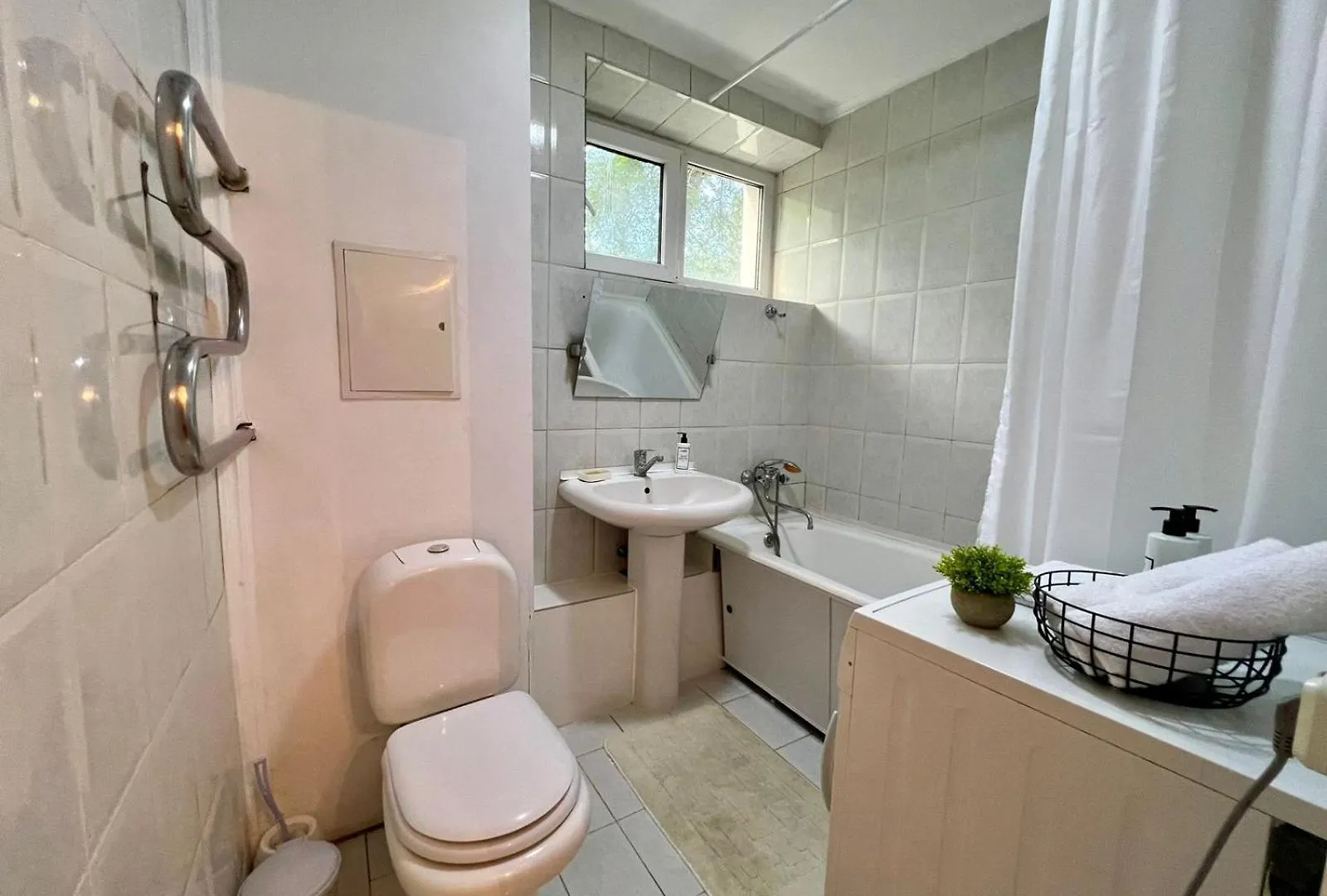 Apartmán Urban Oasis Almaty 0*,